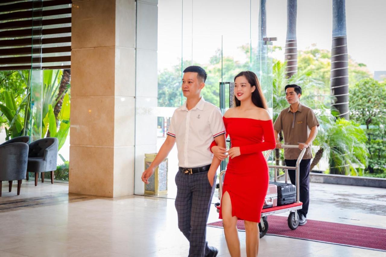 Muong Thanh Grand Ha Long Hotel Exterior foto