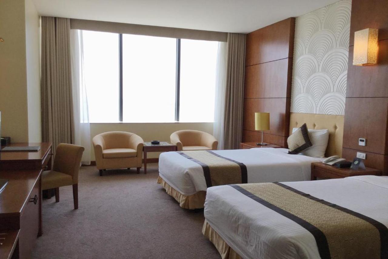 Muong Thanh Grand Ha Long Hotel Exterior foto